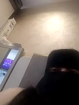 lolotheone online show from 04/08/26, 07:58