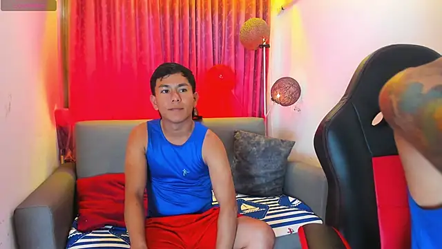 Snapshot of ALFON_SEB chatting on 11/29/25, 06:55 ALFON SEB online show from 11/29/25, 06:55