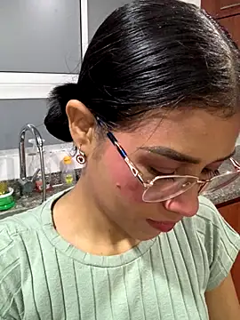 AnitaDuque online show from 12/14/25, 12:49