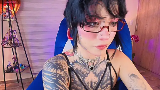 Snapshot of AryRousse chatting on 02/19/26, 03:24 AryRousse online show from 02/19/26, 03:24