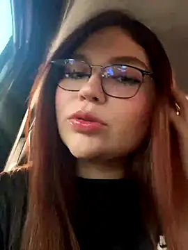 Snapshot of RosieRider_ chatting on 12/15/25, 08:35 RosieRider online show from 12/15/25, 08:35