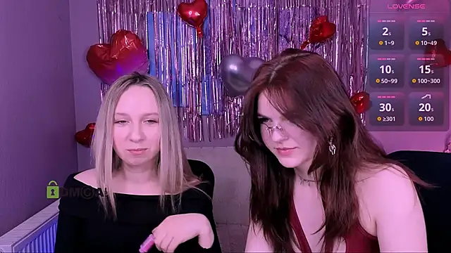 Snapshot of mikameovv chatting on 02/15/26, 08:38 mikameovv online show from 02/15/26, 08:38