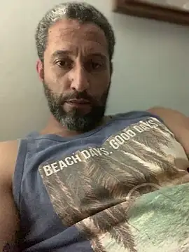 Snapshot of Calientesensible chatting on 02/01/26, 06:12 Calientesensible online show from 02/01/26, 06:12