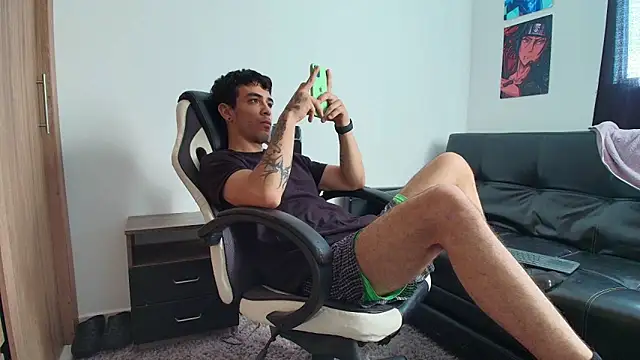 Snapshot of liorvante chatting on 03/14/26, 01:38 liorvante online show from 03/14/26, 01:38