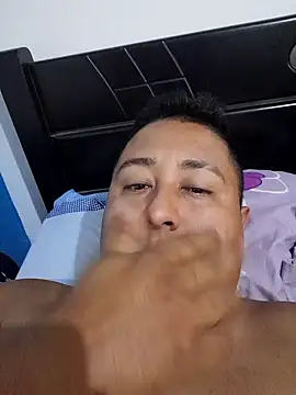 Snapshot of LeapingLycian chatting on 11/30/25, 03:27 LeapingLycian online show from 11/30/25, 03:27