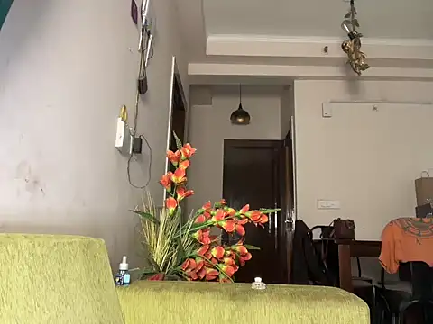 Piyyuu online show from 06/19/26, 06:18