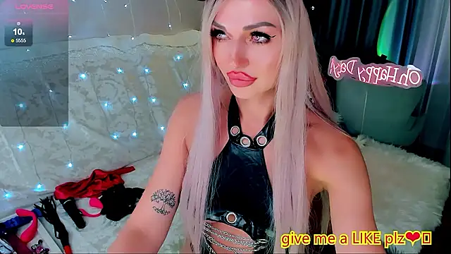 Snapshot of Lola_Bombita chatting on 03/17/26, 08:34 Lola Bombita online show from 03/17/26, 08:34