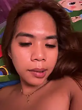 Margaux4U online show from 04/22/26, 03:09