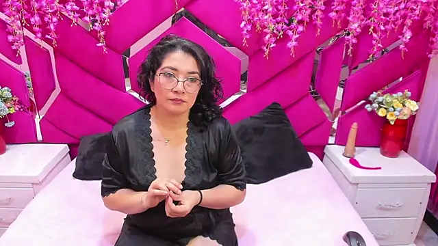 Snapshot of Alexa_Sanz chatting on 12/05/25, 07:32 Alexa Sanz online show from 12/05/25, 07:32