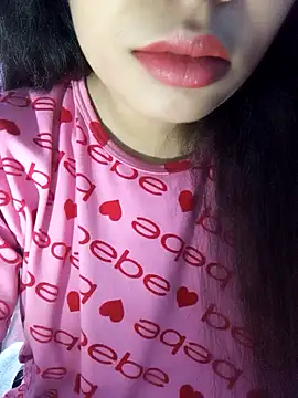 Snapshot of Nila-islam chatting on 11/29/25, 07:39 Nila-islam online show from 11/29/25, 07:39