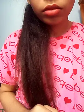 Snapshot of Nila-islam chatting on 11/30/25, 07:45 Nila-islam online show from 11/30/25, 07:45