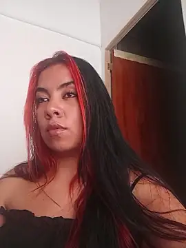 mia torress  online show from 12/19/25, 04:36