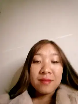 Snapshot of Minsssa20 chatting on 01/13/26, 06:18 Minsssa20 online show from 01/13/26, 06:18