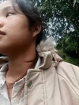 Snapshot of Pretty-haert chatting on 12/04/25, 01:48 Pretty-haert online show from 12/04/25, 01:48