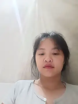 Pretty-haert online show from 05/17/26, 11:45