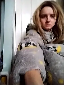 Snapshot of Amy01112 chatting on 01/13/26, 01:49 Amy01112 online show from 01/13/26, 01:49