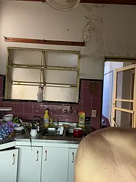 Snapshot of Petebulimia chatting on 02/06/26, 11:46 Petebulimia online show from 02/06/26, 11:46