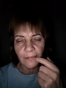 Snapshot of MichelleLove48 chatting on 02/27/26, 08:42 MichelleLove48 online show from 02/27/26, 08:42