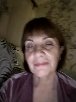 Snapshot of MichelleLove48 chatting on 03/02/26, 08:37 MichelleLove48 online show from 03/02/26, 08:37