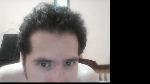 Snapshot of TonyoGuerrero chatting on 05/13/26, 04:37 TonyoGuerrero online show from 05/13/26, 04:37