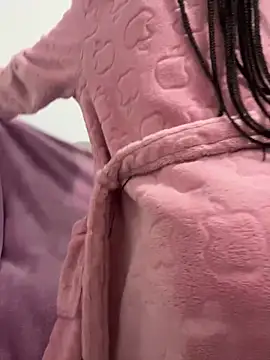 Snapshot of BellaRosex_x chatting on 02/04/26, 07:20 BellaRosex x online show from 02/04/26, 07:20