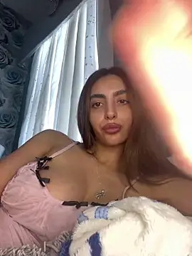 Snapshot of Kittycqtx chatting on 03/22/26, 03:37 Kittycqtx online show from 03/22/26, 03:37