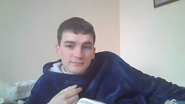 Snapshot of leo_cutie chatting on 02/06/26, 07:12 leo cutie online show from 02/06/26, 07:12