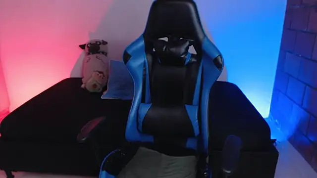 Baby-DommePet online show from 12/21/25, 03:30