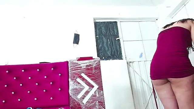 Snapshot of lucy_devil23 chatting on 01/05/26, 09:40 lucy devil23 online show from 01/05/26, 09:40