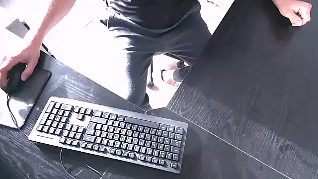 Snapshot of TRESBONNEBITE chatting on 02/12/26, 03:07 TRESBONNEBITE online show from 02/12/26, 03:07