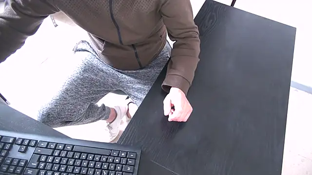 Snapshot of TRESBONNEBITE chatting on 02/13/26, 02:35 TRESBONNEBITE online show from 02/13/26, 02:35