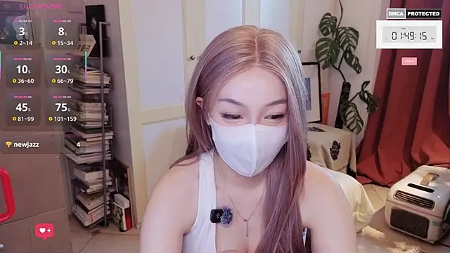 nayomi 34f online show from 06/24/26, 05:50