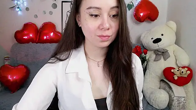 AlinaEleven online show from 05/03/26, 10:49