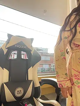 Snapshot of Engell_fire chatting on 12/15/25, 11:25 Engell fire online show from 12/15/25, 11:25