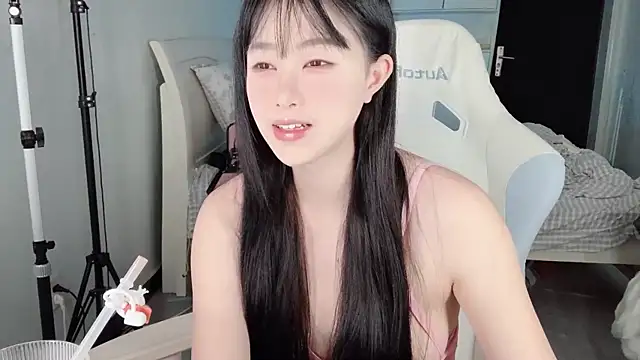CCmakelong online show from 06/10/26, 05:18