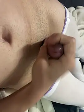 heterocurioso2004 online show from 12/02/25, 10:49