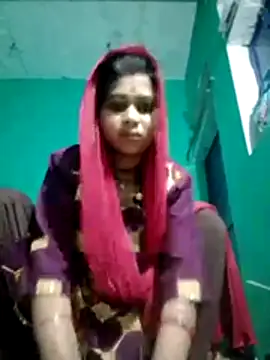 Snapshot of Big_hot44 chatting on 12/18/25, 01:00 Big hot44 online show from 12/18/25, 01:00