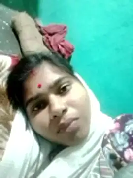 Snapshot of Big_hot44 chatting on 12/21/25, 04:03 Big hot44 online show from 12/21/25, 04:03