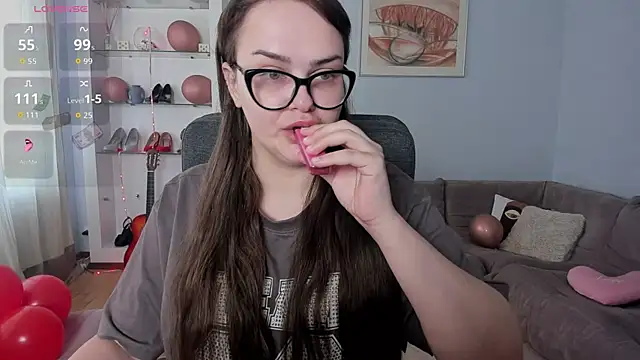 KamillaJei online show from 05/06/26, 04:19
