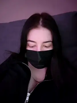 Lana rei online show from 12/17/25, 07:25