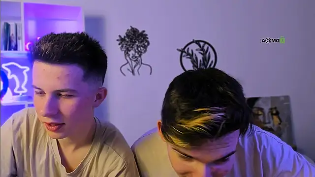 Snapshot of leo_valor chatting on 02/15/26, 07:32 leo valor online show from 02/15/26, 07:32