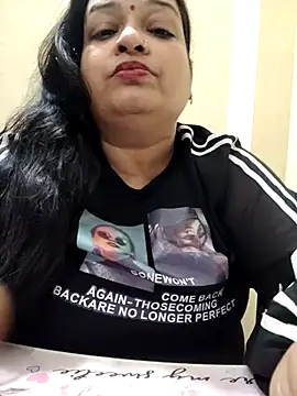 Snapshot of Sexey-Model21 chatting on 02/21/26, 01:45 Sexey-Model21 online show from 02/21/26, 01:45