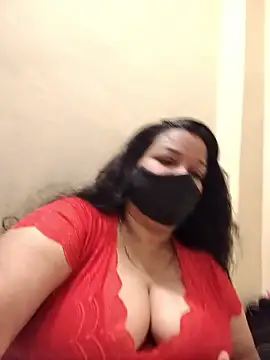 Snapshot of Sexey-Model21 chatting on 02/24/26, 04:05 Sexey-Model21 online show from 02/24/26, 04:05