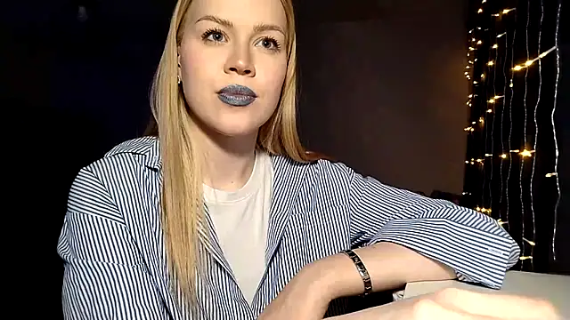 Snapshot of LunaPeony chatting on 03/14/26, 10:48 LunaPeony online show from 03/14/26, 10:48