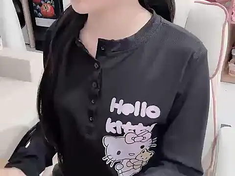 Snapshot of Yuyu-baobei chatting on 04/05/26, 02:03 Yuyu-baobei online show from 04/05/26, 02:03