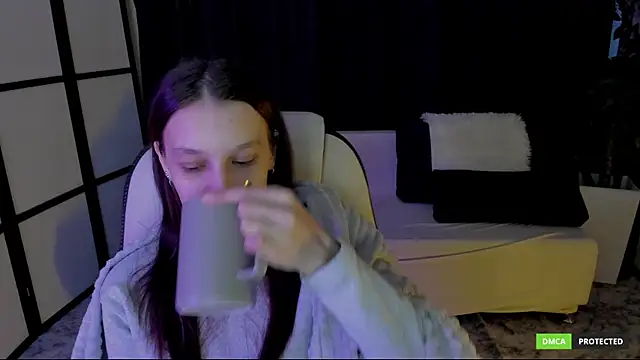 KrisDoeil online show from 12/15/25, 03:11