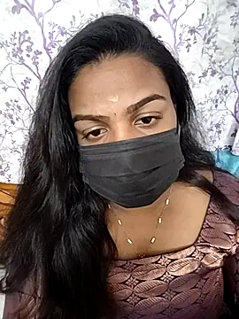 Snapshot of Tamil_Shara chatting on 12/04/25, 08:17 Tamil Shara online show from 12/04/25, 08:17