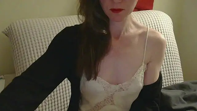 Snapshot of AuroraAG chatting on 05/09/26, 02:11 AuroraAG online show from 05/09/26, 02:11