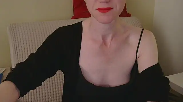 Snapshot of AuroraAG chatting on 05/20/26, 11:05 AuroraAG online show from 05/20/26, 11:05
