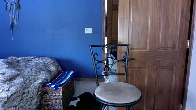 Snapshot of SpunRedneck chatting on 12/13/25, 09:31 SpunRedneck online show from 12/13/25, 09:31